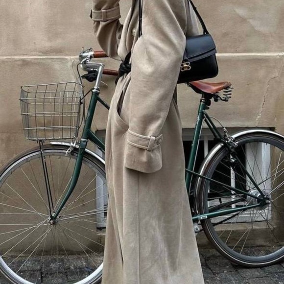 Suede trench coat - Picture 6 of 6